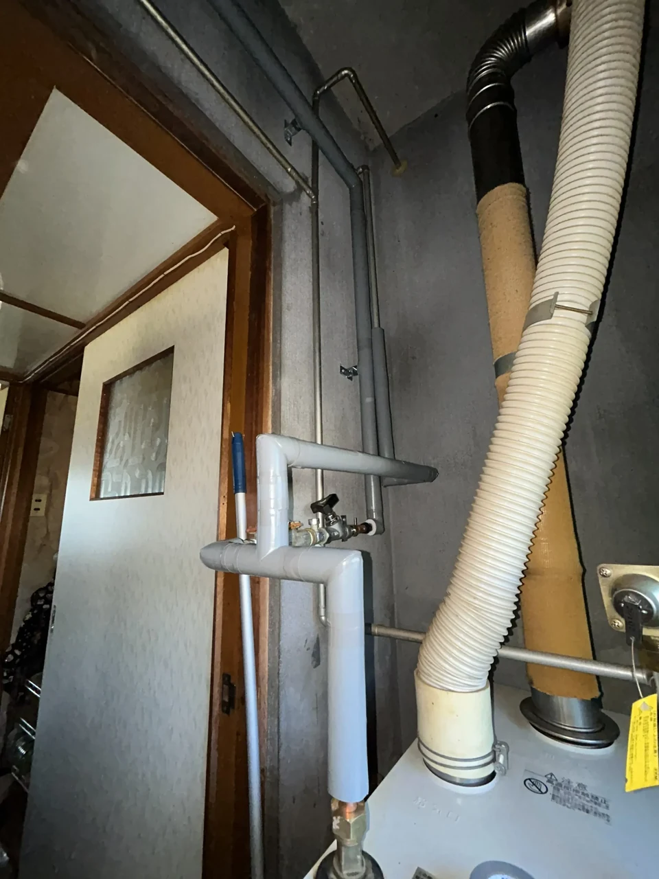 室蘭市の戸建てでボイラー給水管の水漏れ修理|銅管の新設・防食施工で長期安心の配管工事