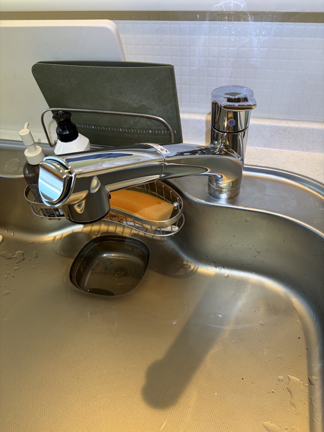 キッチン混合栓交換施工後の状態